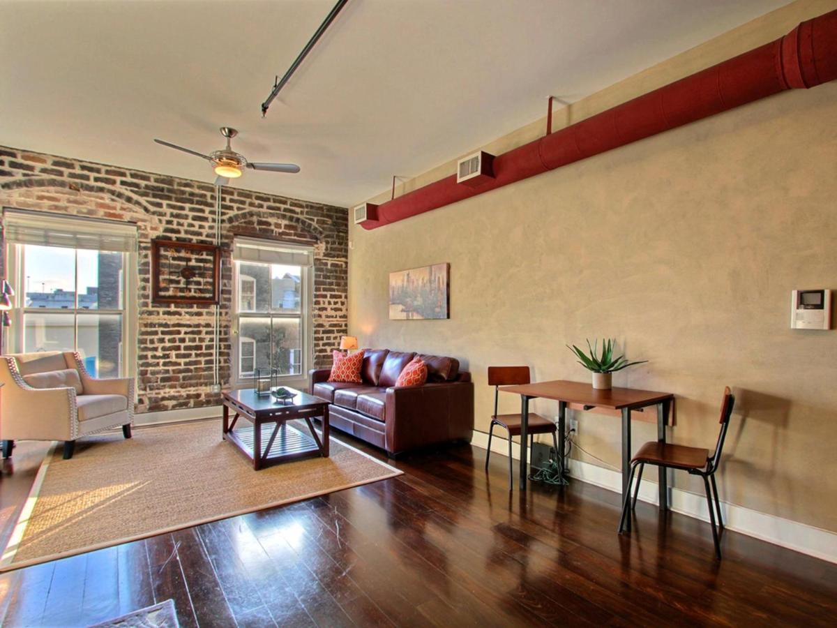 Soho Suite Savannah Exterior foto